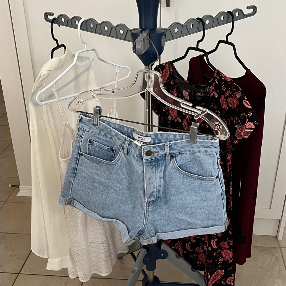CLOSET CLOSING!!!FOREVER 21 Bundle - dresses, shirt, shorts, romper.